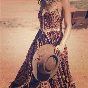 BNWT SPELL SAPHARI UT DRESS